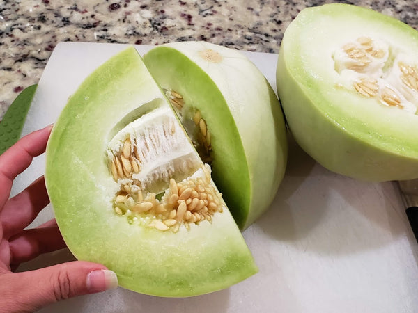  Tam-Dew (Honeydew) Melon - Beautiful, Ivory Green Fruit - Very  Sweet Flesh(100 - Seeds) : Patio, Lawn & Garden